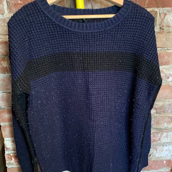 Forever 21 Knit Sweater - Picture 1 of 3